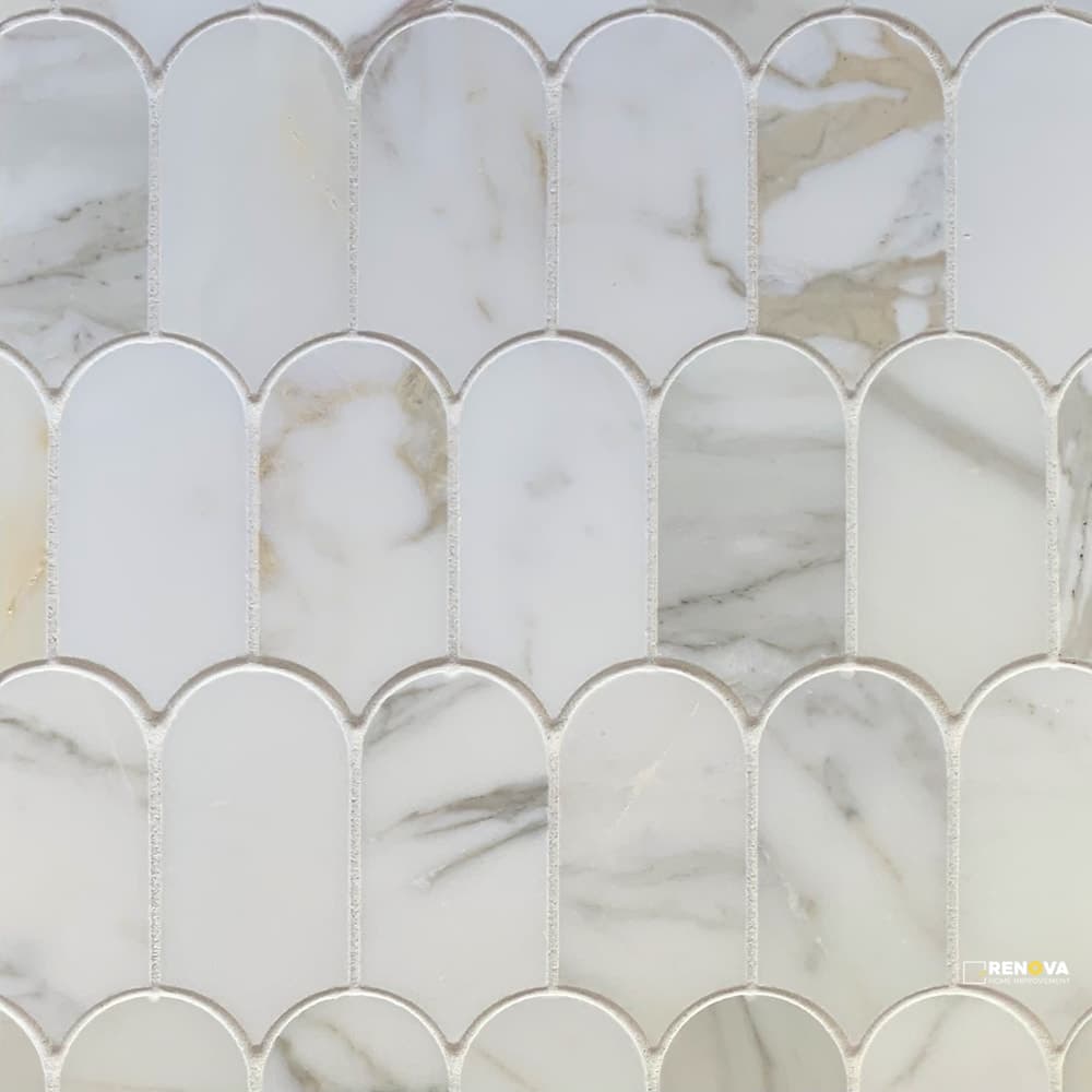 CALACATTA GOLD GENERATION Z HONED CATHEDRAL MOSAIC