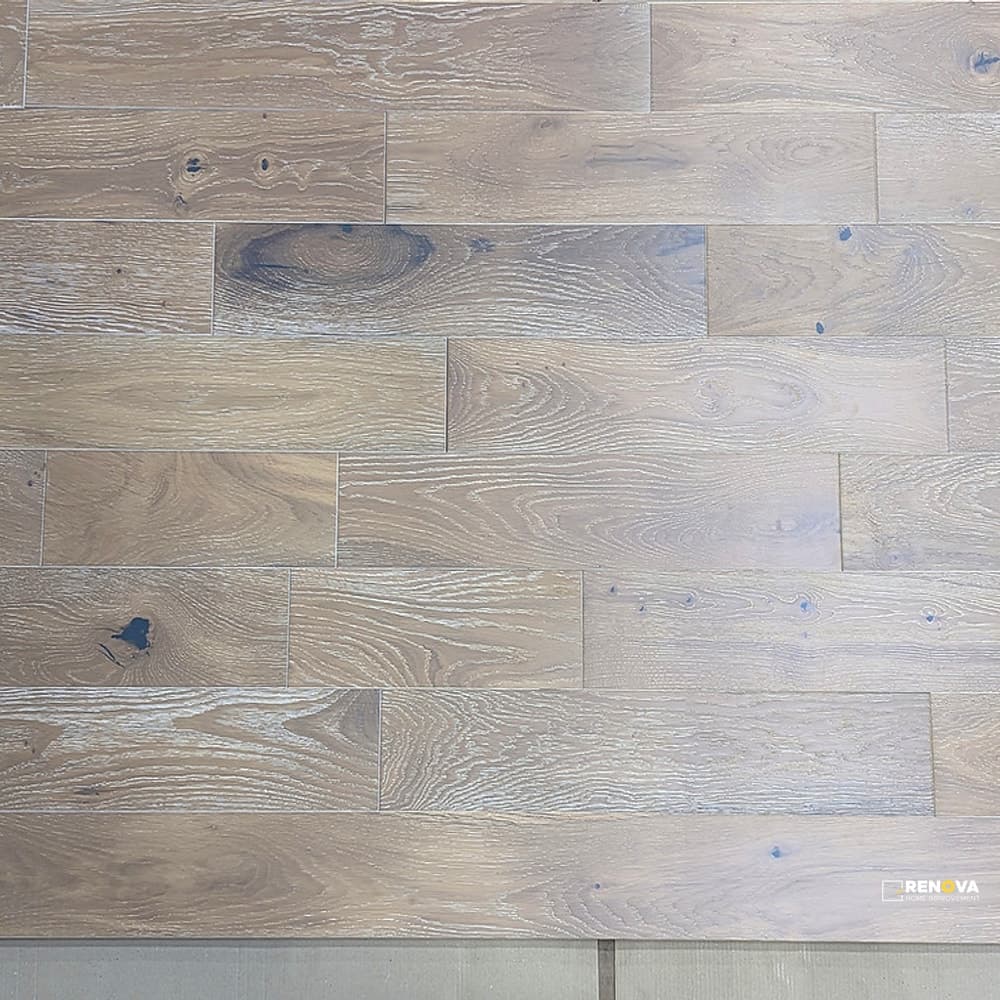 OAK WIRE BRUSHED GROUP 1 5" - SOLID - CRESTWOOD